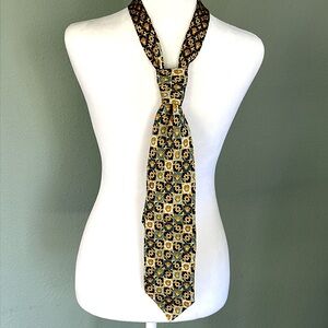 GIANNI VERSACE Medusa Silk Tie